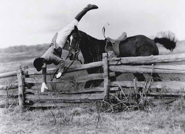 fall down from a horse