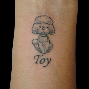 Toy-poodle-tattoo-design