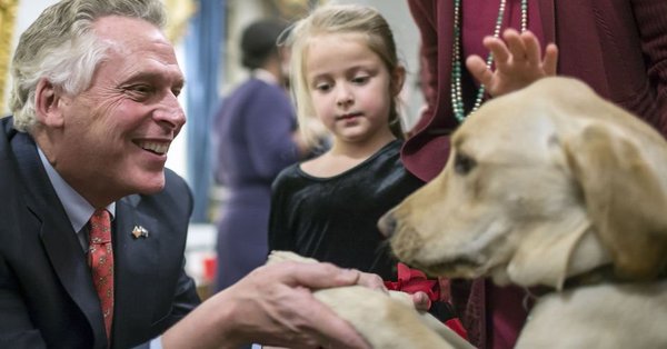 “Heartbroken — We’ve lost our best friend.Virginia Gov. Announces the death of their yellow Lab, Guinness 26