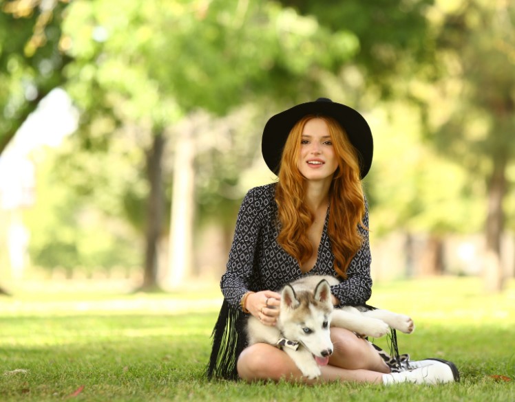 15 Celebrities Who Are Major Husky Lovers 11 15 Celebrities Who Are Major Husky Lovers 11