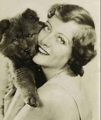 14 Celebrities Who Are Major Chow Chow Lovers 11