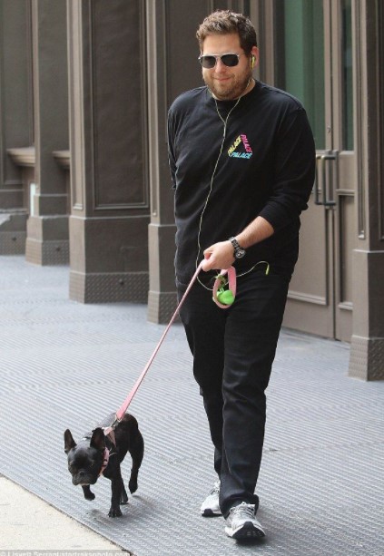 16 Celebrities Who Are Major French Bulldog Lovers 9