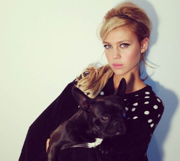 16 Celebrities Who Are Major French Bulldog Lovers 10