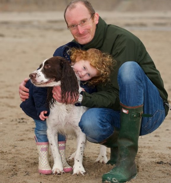 10 Celebrities Who Are Major Springer Spaniel Lovers 11