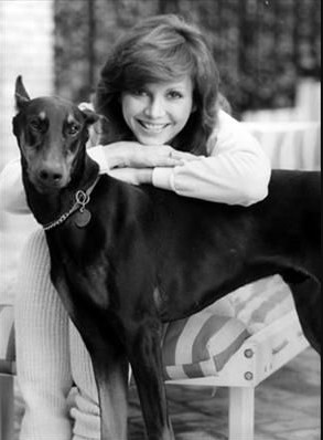 13 Celebrities Who Are Major Doberman Pinscher Lovers 10